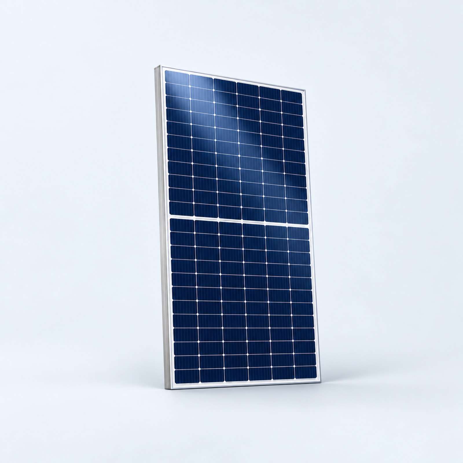 Bifacial solar module