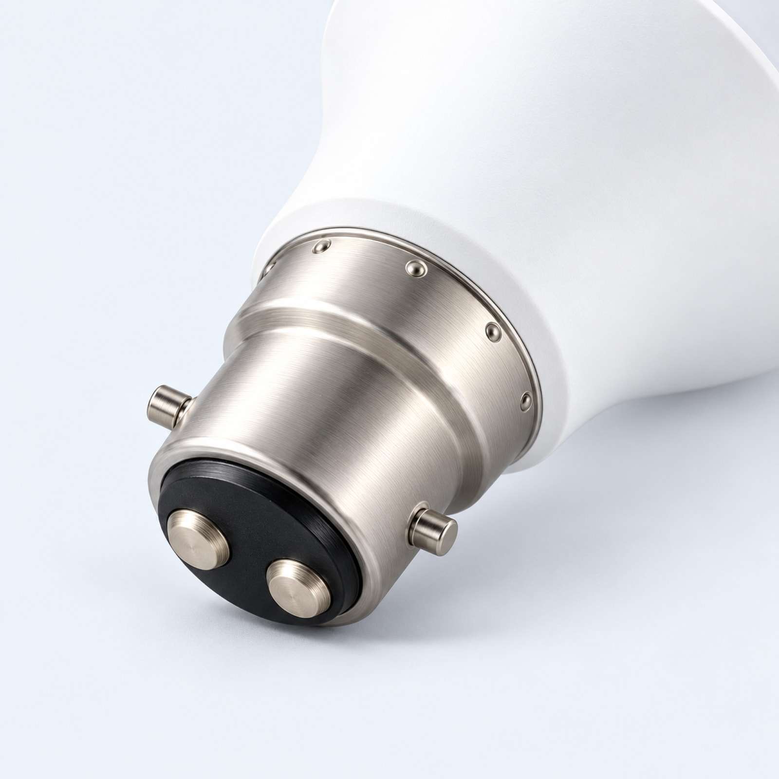 Close-up of the bulb’s B22 base